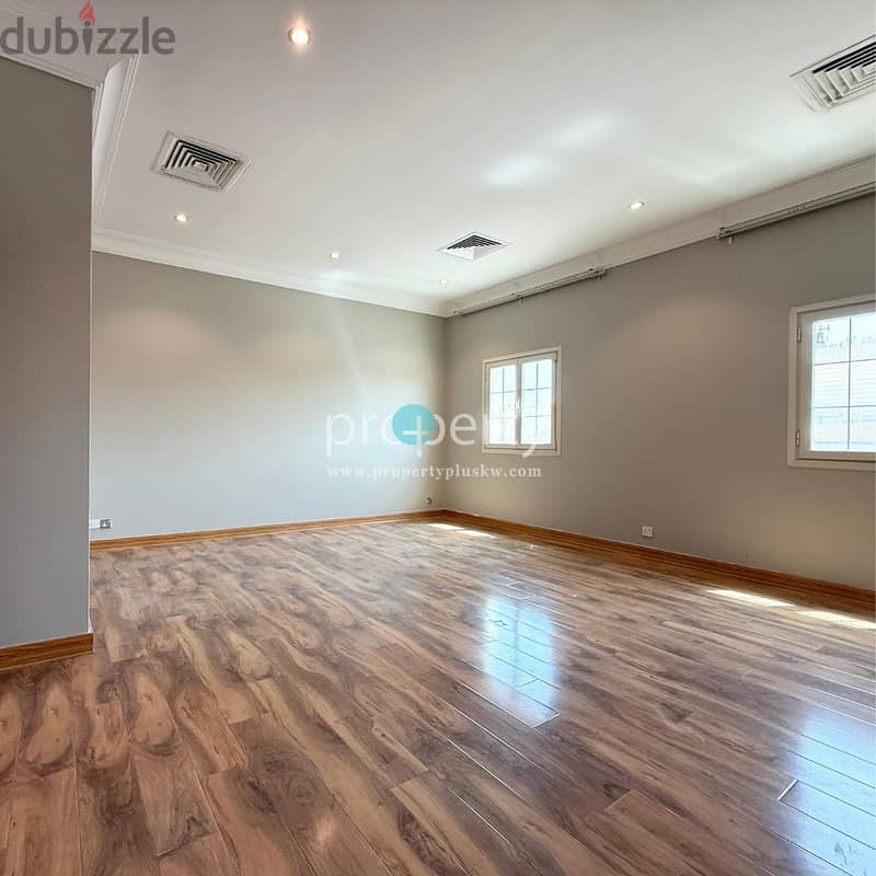 SPACIOUS SEVEN BEDROOM VILLA AVAILABLE IN ADAN 16