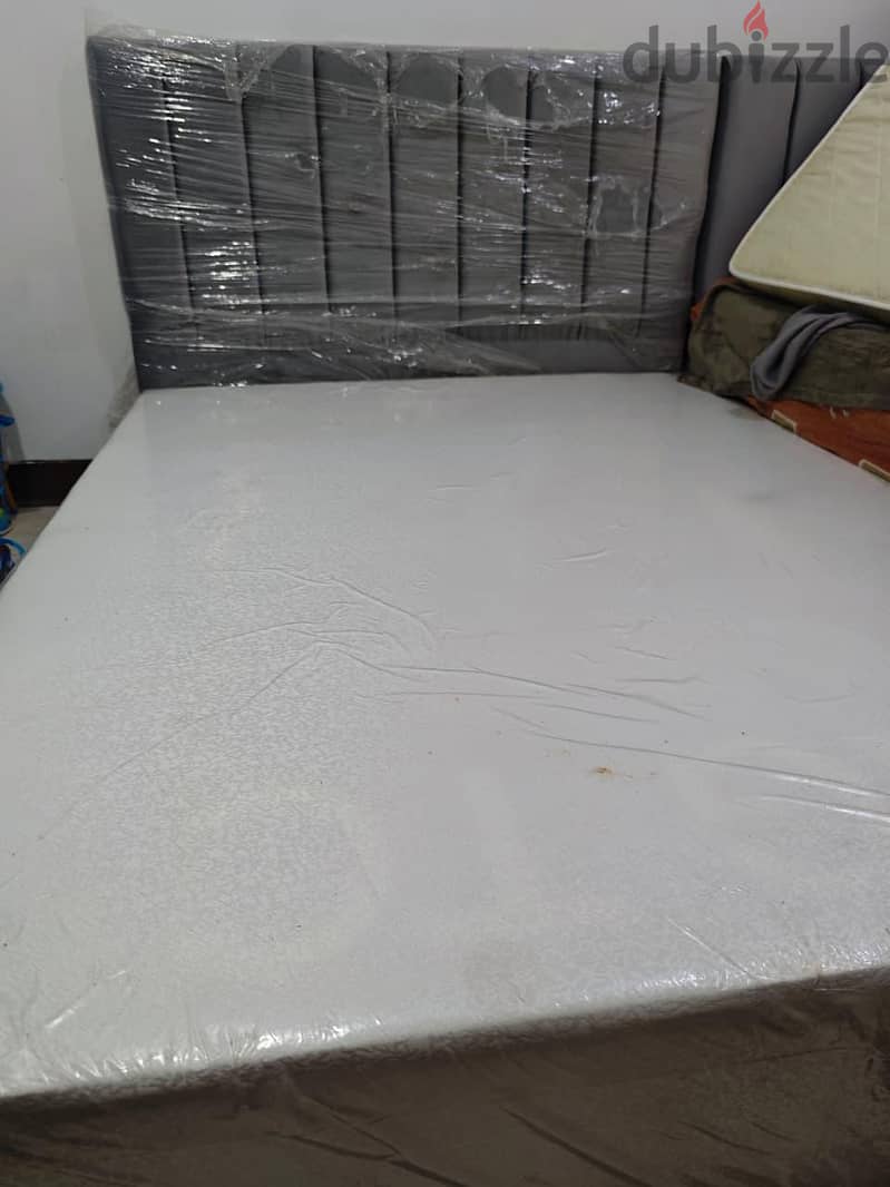 Brand new 150 * 190 Bed with Mattress 1