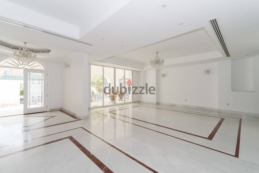 Qortuba – lovely, stylish 6 bedroom villa w/garden 1