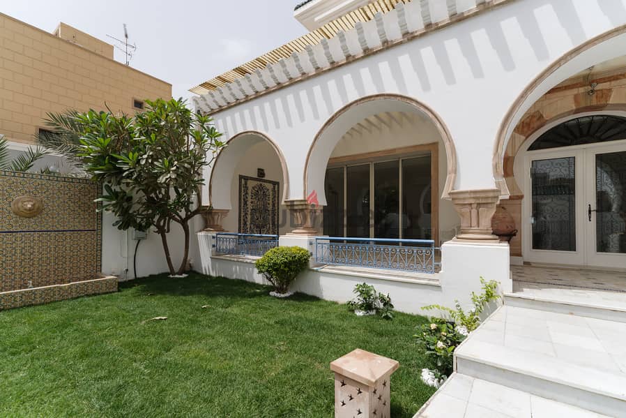 Qortuba – lovely, stylish 6 bedroom villa w/garden 14