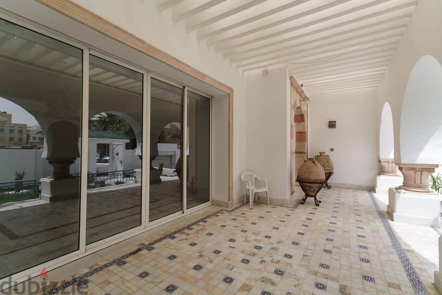 Qortuba – lovely, stylish 6 bedroom villa w/garden 15
