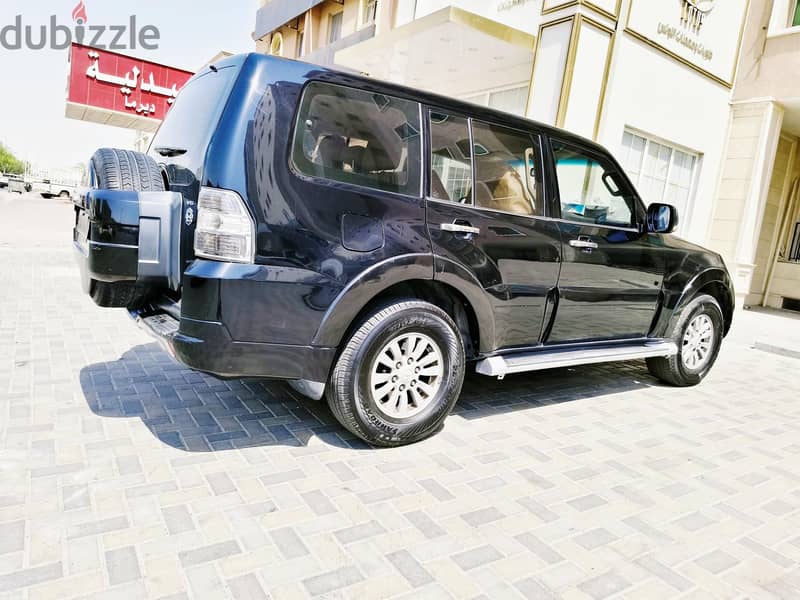 Mitsubishi Pajero 2011 v6 original paint 5