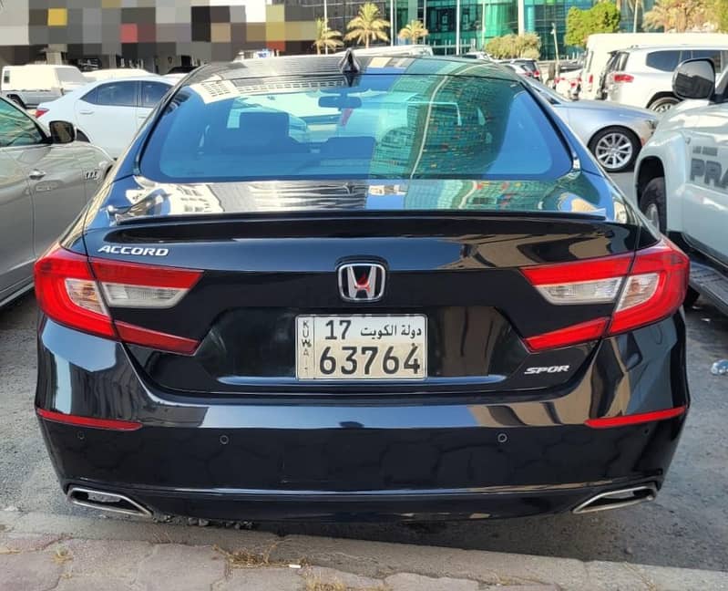 Honda Accord 2020 4