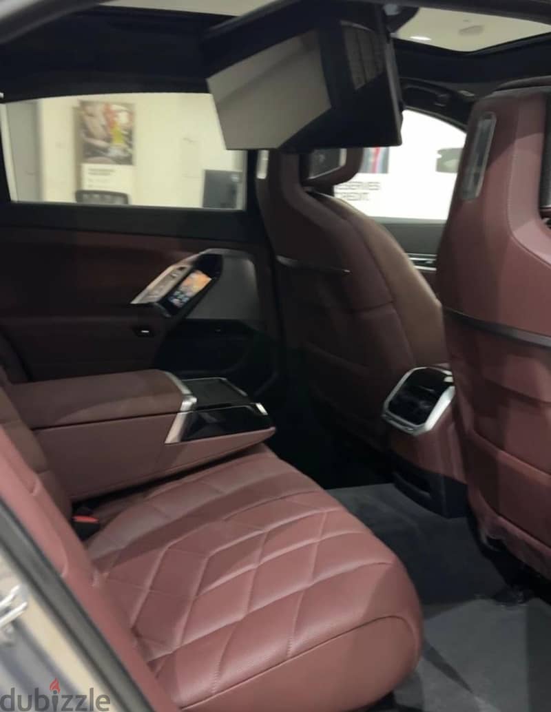 BMW 740 2023 7