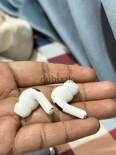 Apple AirPods Pro 2 – Excellent Condition