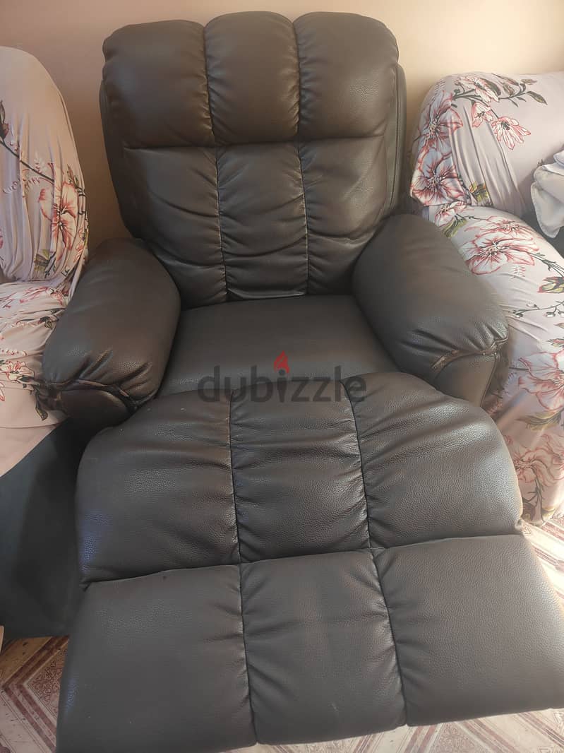 Recliner sofa 1
