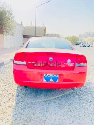 dodge Charger 2010 v8 good condition