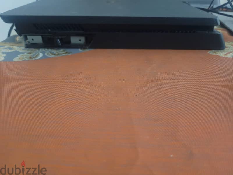 playstation 4 (ps4) with controller and charger 5