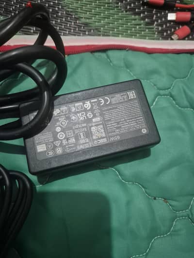 HP Laptop original charger excellent working condition available