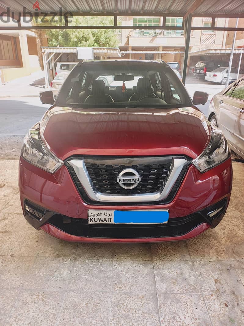 Nissan Kicks Red colour 2018 1