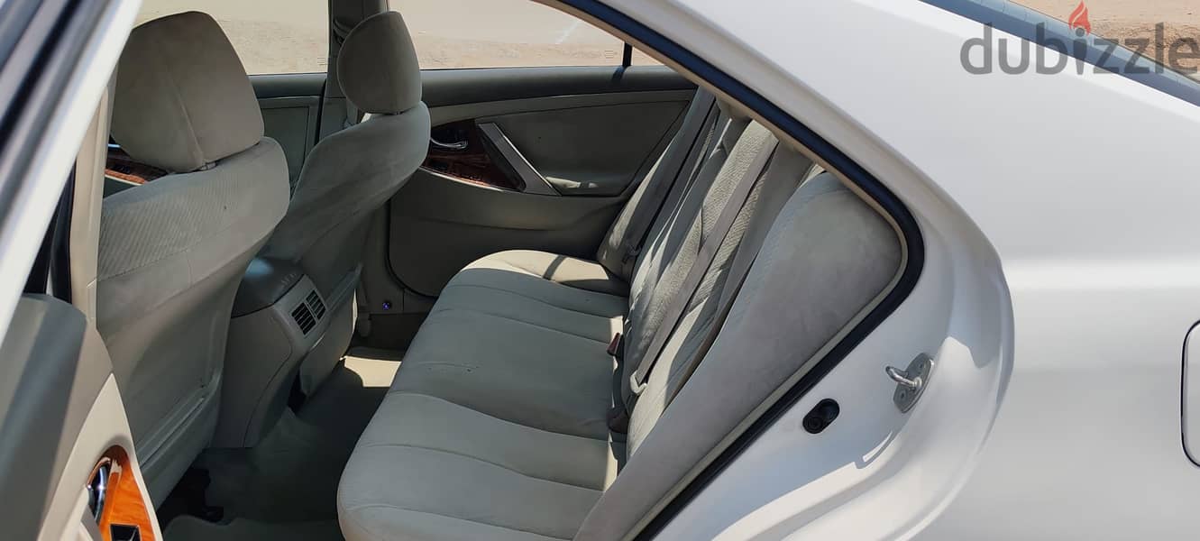 Toyota Camry 2010 5