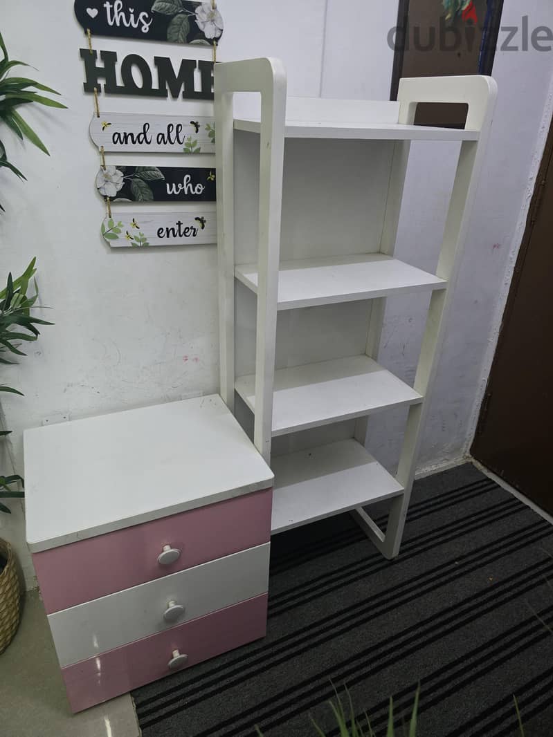 Shelves with Drawers 3