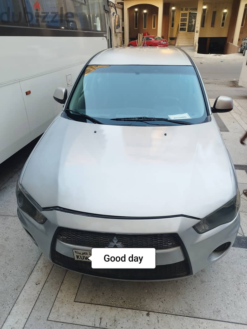 Mitsubishi Outlander 2010 1
