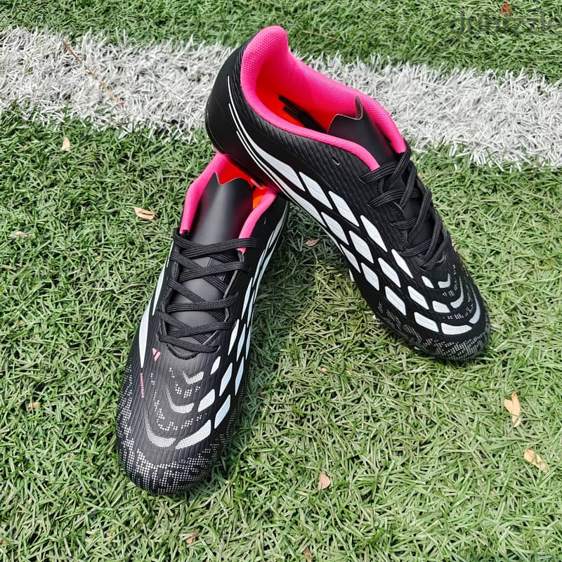 Football shoes size 36 Black 3
