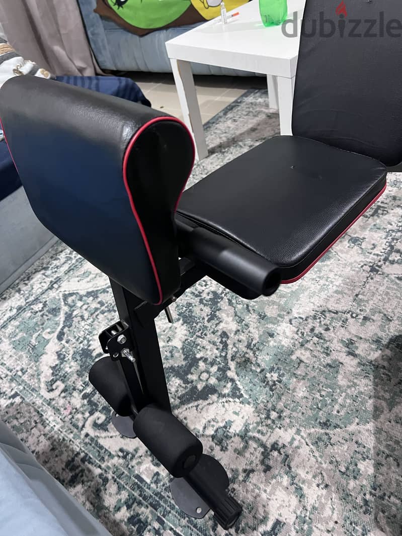 Bench chair new with dumbell set 20 kg bar and box 4