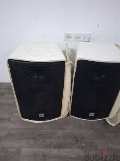 ALTO 15 inch passive speaker with cover . price 45kd fix price