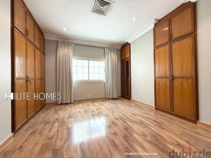 Seven Bedroom Spacious Villa available in Adan 4