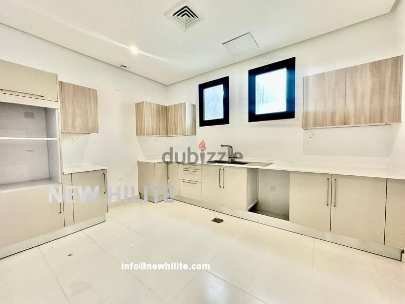 4BR Floor for Rent in Abu Fathira 8