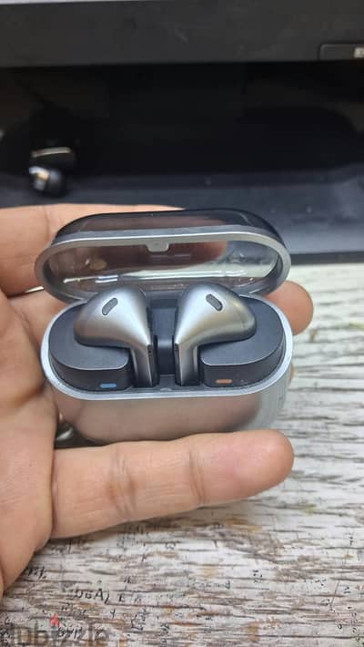 Samsung Galaxy Buds3 – For Sale