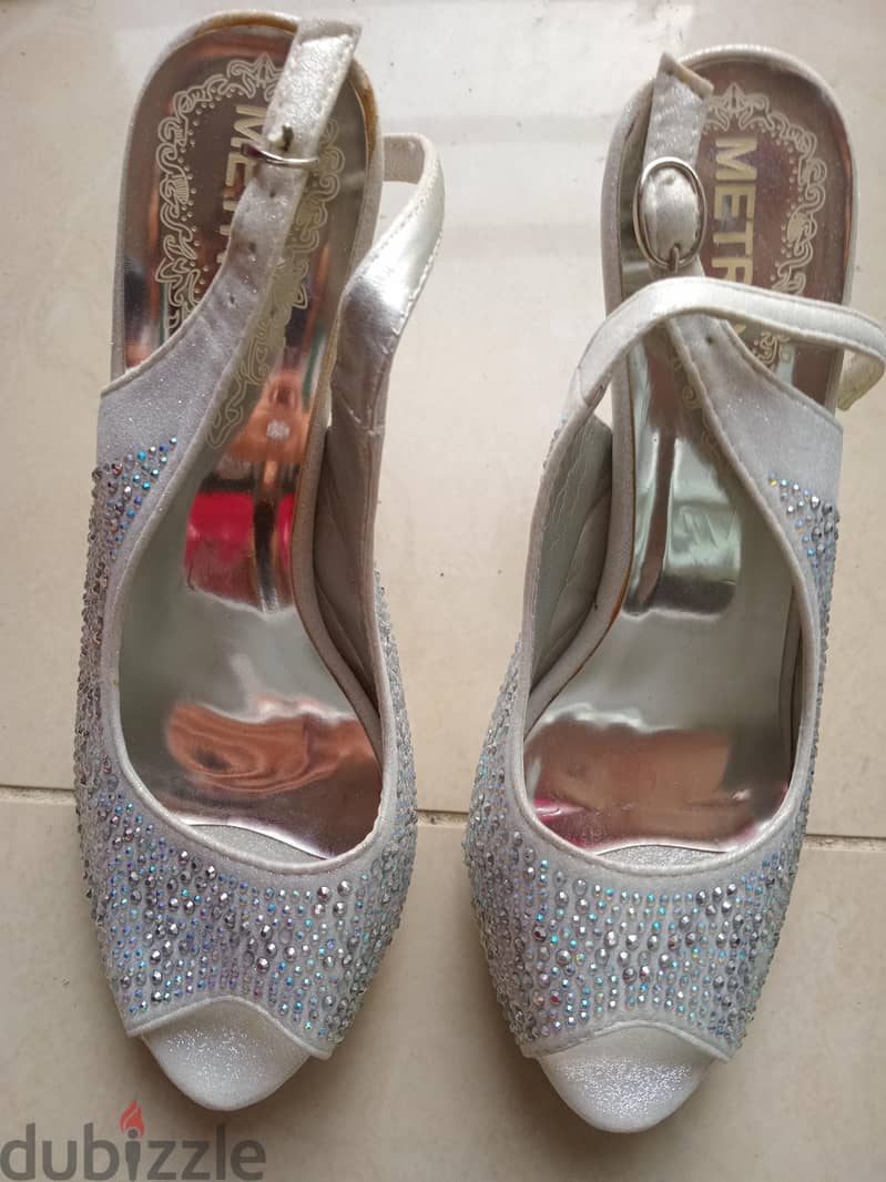 Pre-owned ladies fancy shoes - both size 37 - good condition 2
