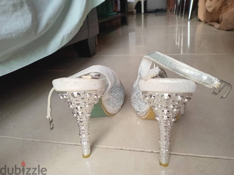 Pre-owned ladies fancy shoes - both size 37 - good condition 3