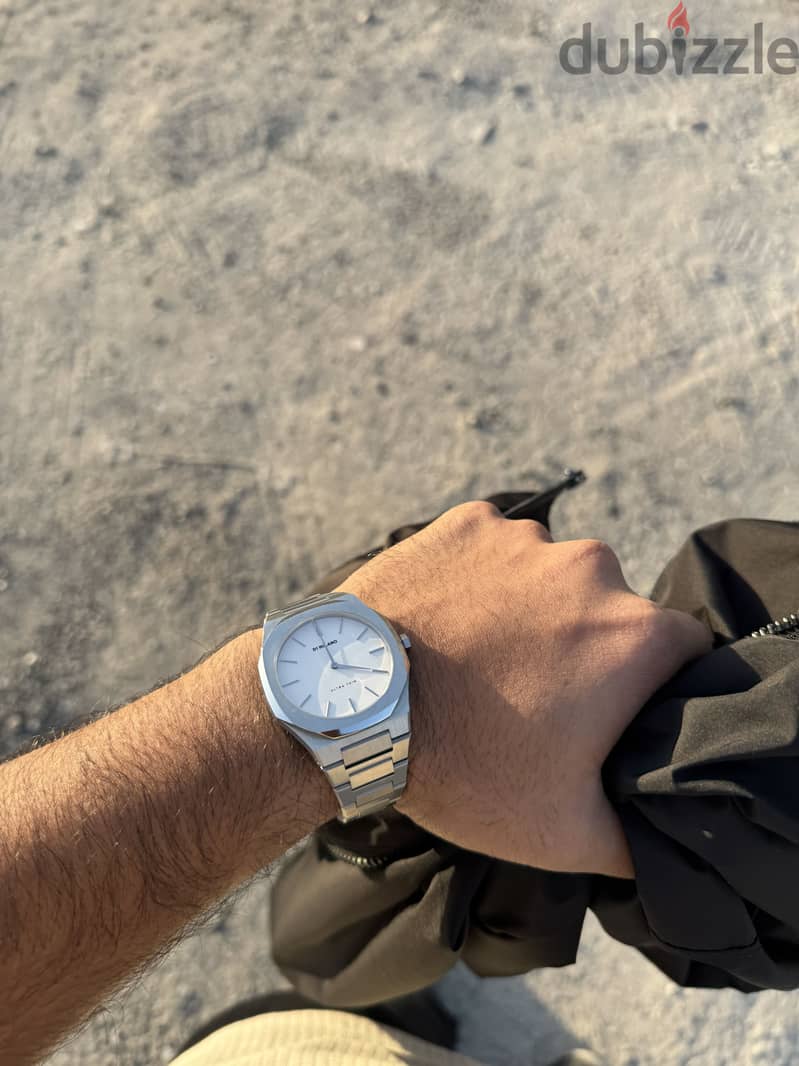 D1 Milano Linen Ultra Thin 40mm Silver – Original 4