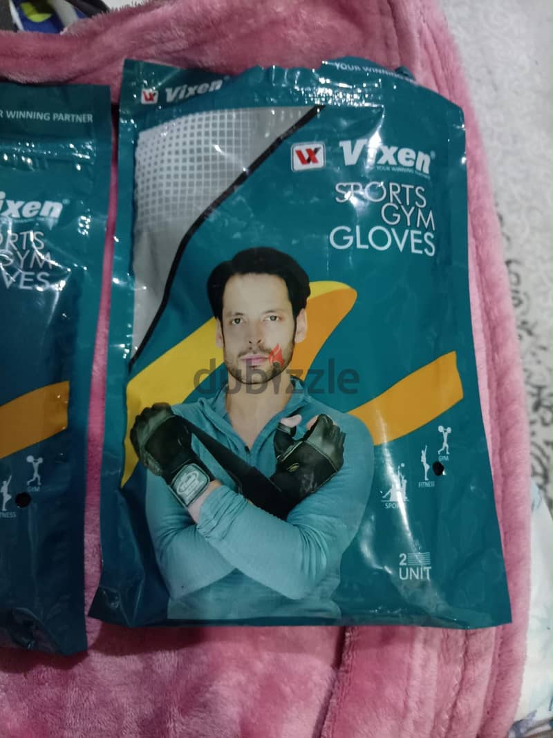 Brand new gloves 2