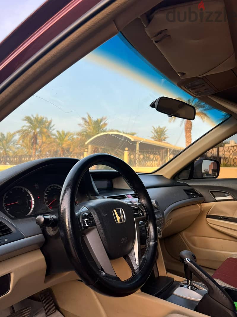 Honda Accord 2011 4