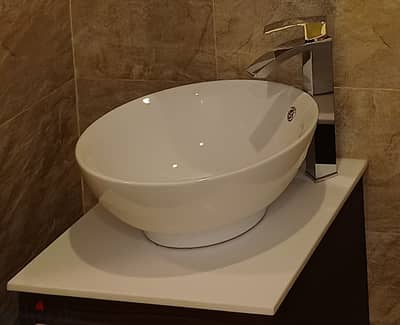 Beautiful & oversized 3 bedroom apt in salwa