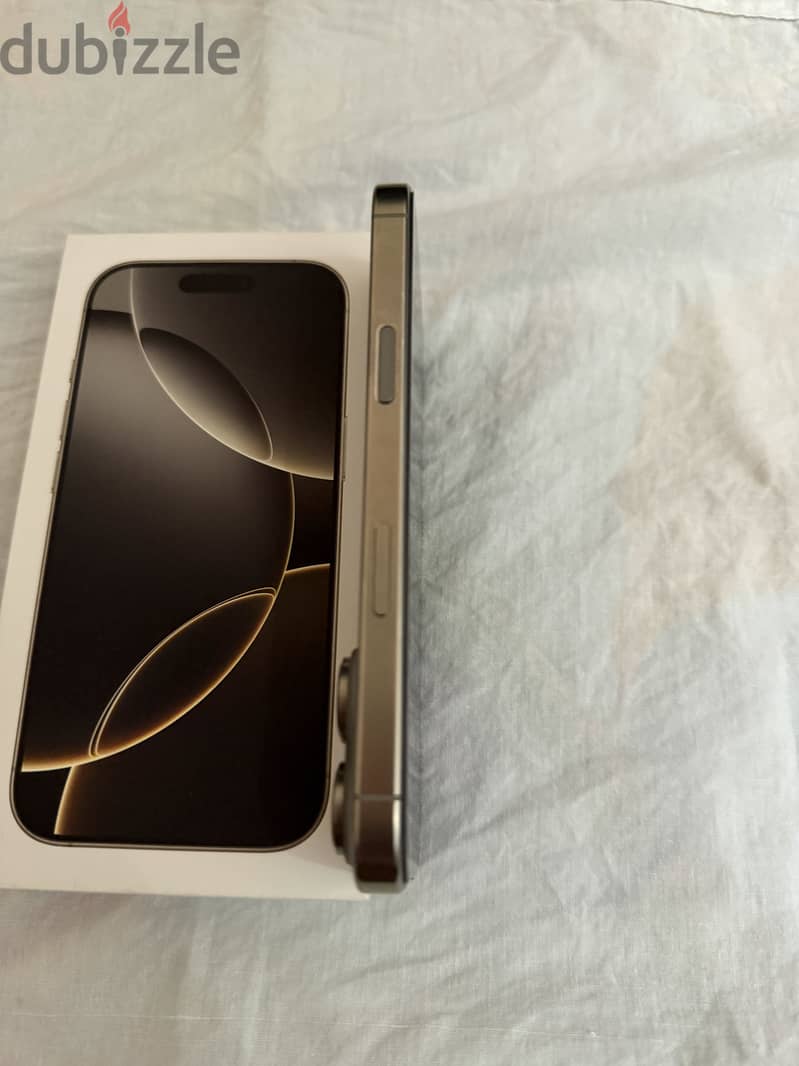 Apple - iPhone 16 Pro 256 gb 4