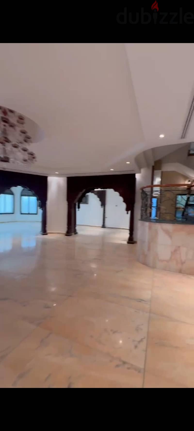 للايجار فيلا في مشرف مساحات واسعه 1