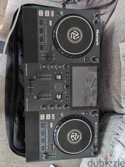 Numark Mixstream Pro DJ Controller 2-Channel