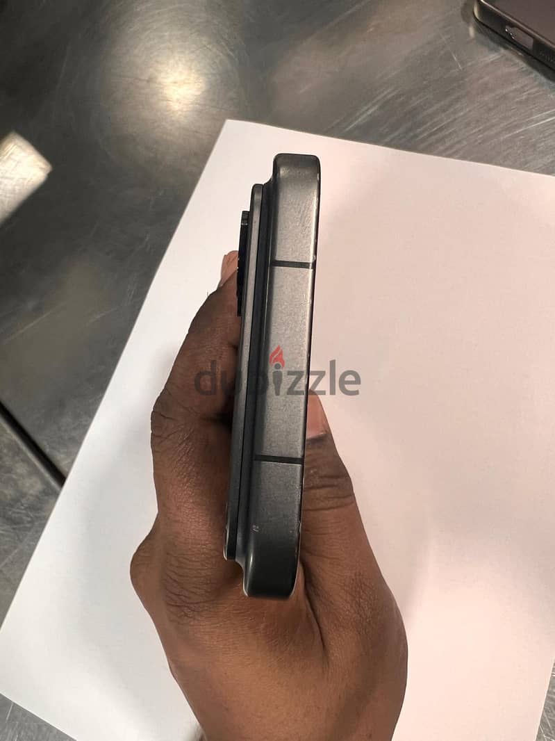 Xiaomi 17 Pro Max – 12GB RAM / 512GB Storage 4