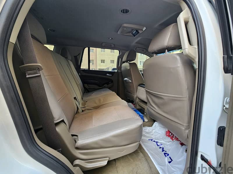 Chevrolet Tahoe 2018 LS2 13