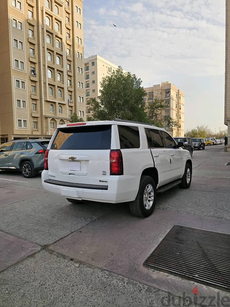 Chevrolet Tahoe 2018 LS2 14