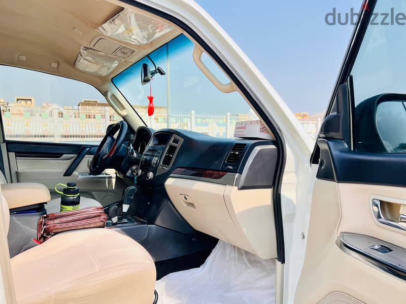 Mitsubishi Pajero 2015 7