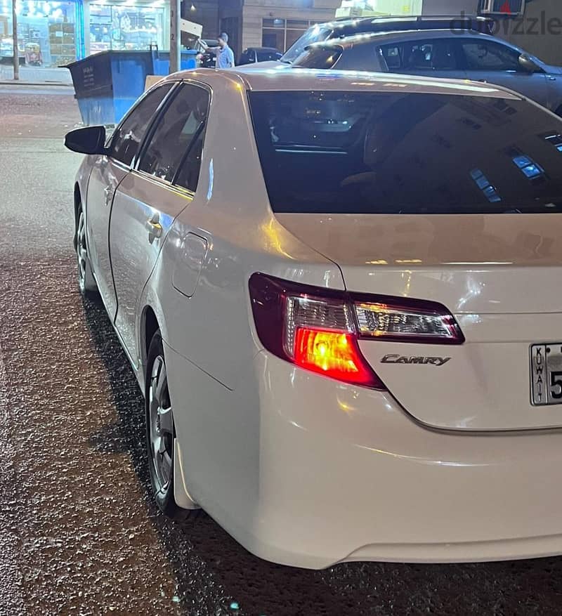 Toyota Camry 2013 6