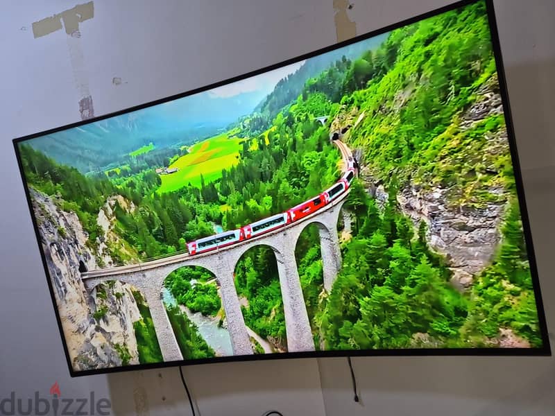55-inch HU7200 Series 7 Curved 4K UHD Smart TV. 2