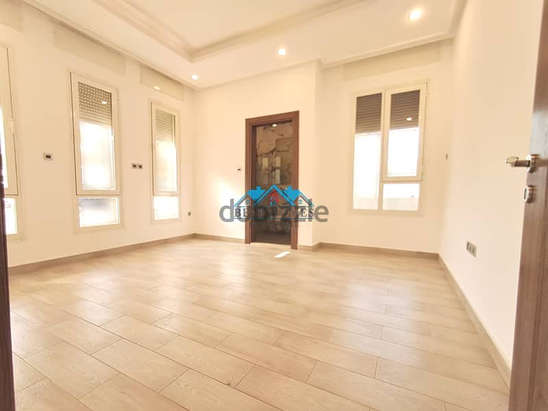 Stylish 4 Bedroom Ground Floor with 3 Entrances in Abu Fatira 3