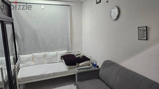 Room For Rent In Salmiya