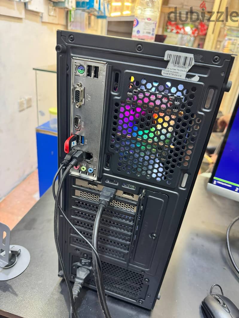 Intel i5 11TH. Generation RAM 16GB. SSD1TB RTX 3050 1