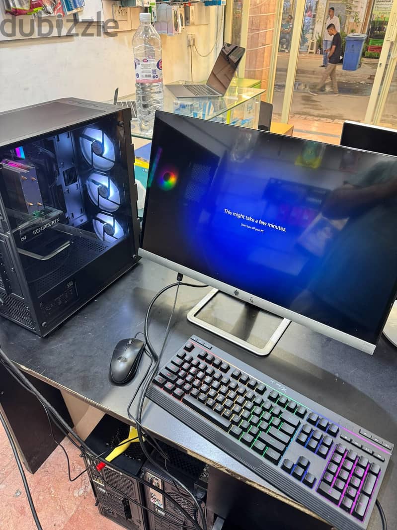 Intel i5 11TH. Generation RAM 16GB. SSD1TB RTX 3050 5
