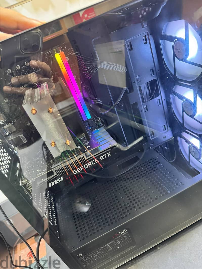 Intel i5 11TH. Generation RAM 16GB. SSD1TB RTX 3050 6