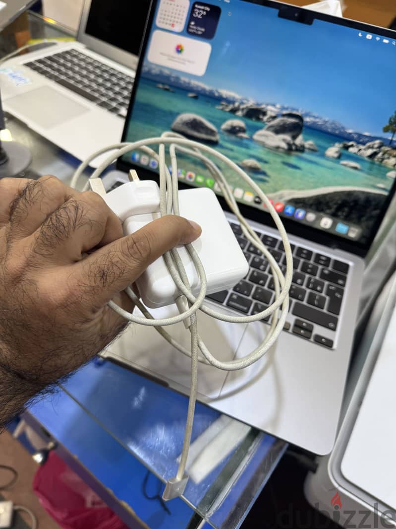 MacBook Air M2 13.6inch 4