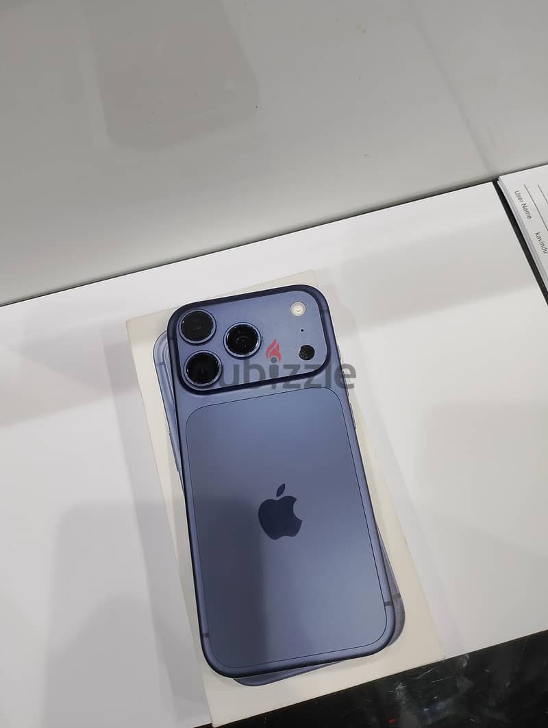 iPhone 17pro 256GB 1