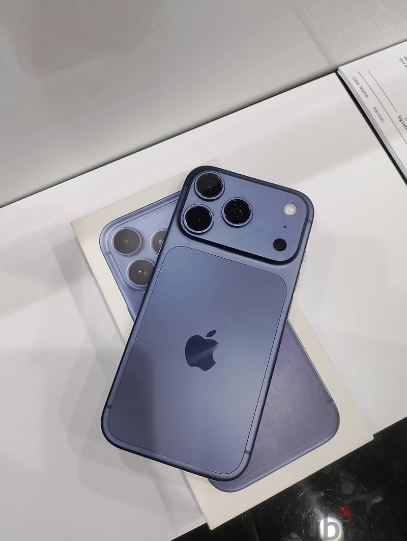 iPhone 17pro 256GB 2