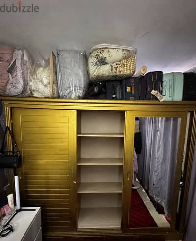 3 doors sliding cupboard