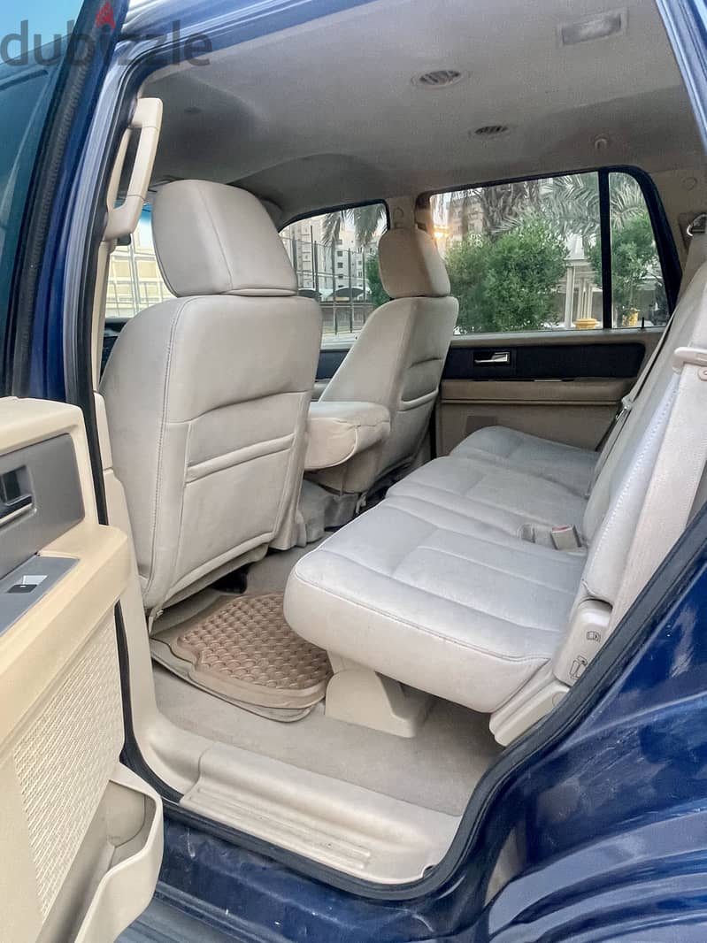 Ford Expedition 2008 in perfect condition 6