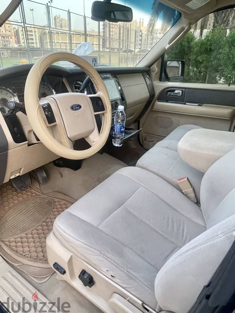 Ford Expedition 2008 in perfect condition 10