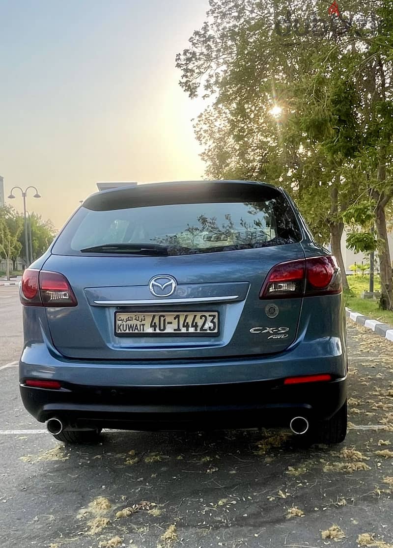 Mazda CX-9 2016 in perfect condition 3